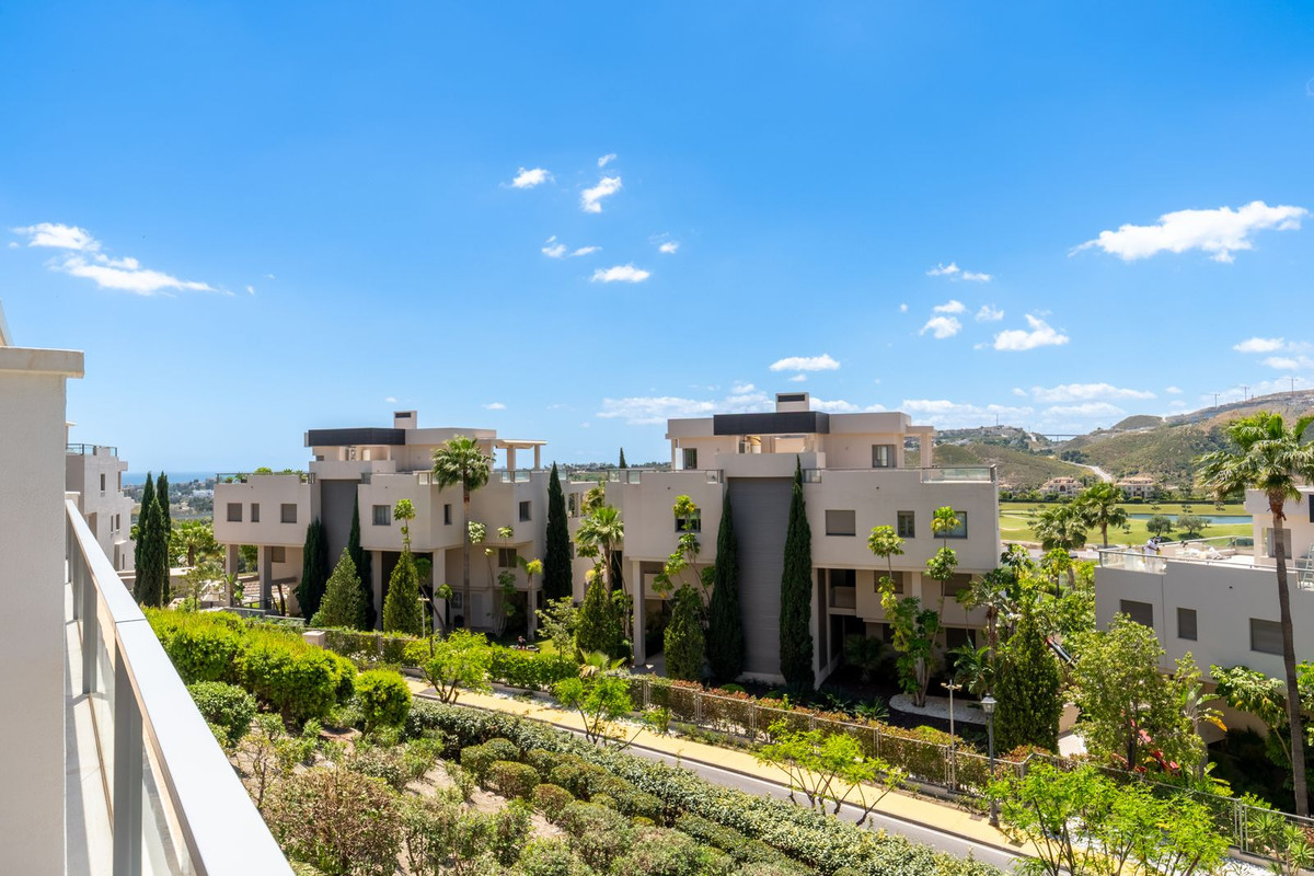 2 Bed Apartment for sale in Los Arqueros Costa Del Sol, Málaga, Spain