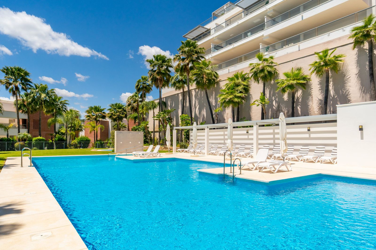 2 Bed Apartment for sale in Los Arqueros Costa Del Sol, Málaga, Spain