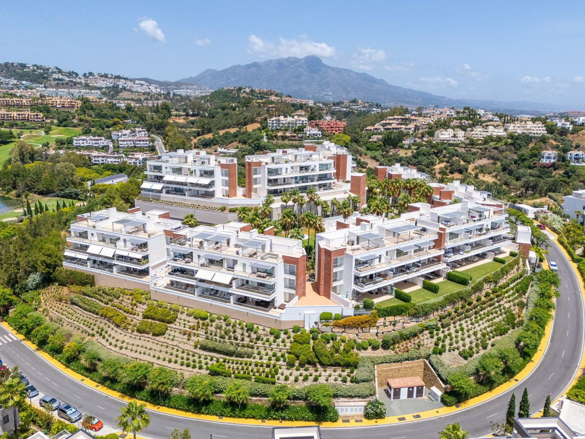 2 Bed Apartment for sale in Los Arqueros Costa Del Sol, Málaga, Spain