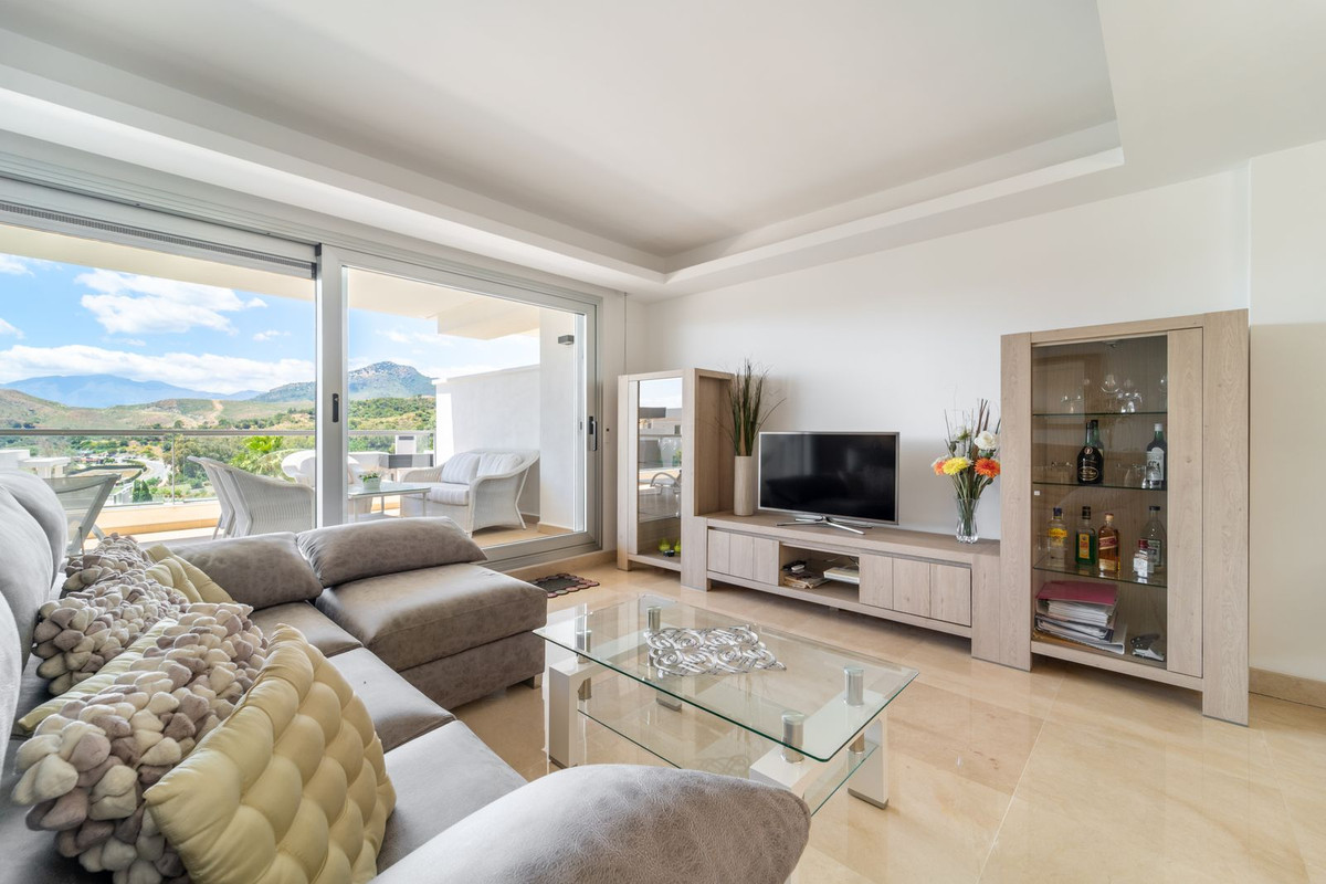2 Bed Apartment for sale in Los Arqueros Costa Del Sol, Málaga, Spain