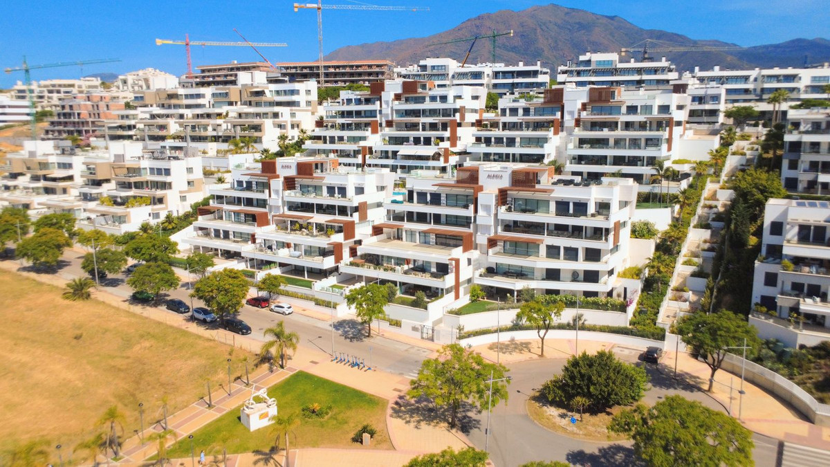2 Bed Apartment for sale in Estepona Costa Del Sol, Málaga, Spain
