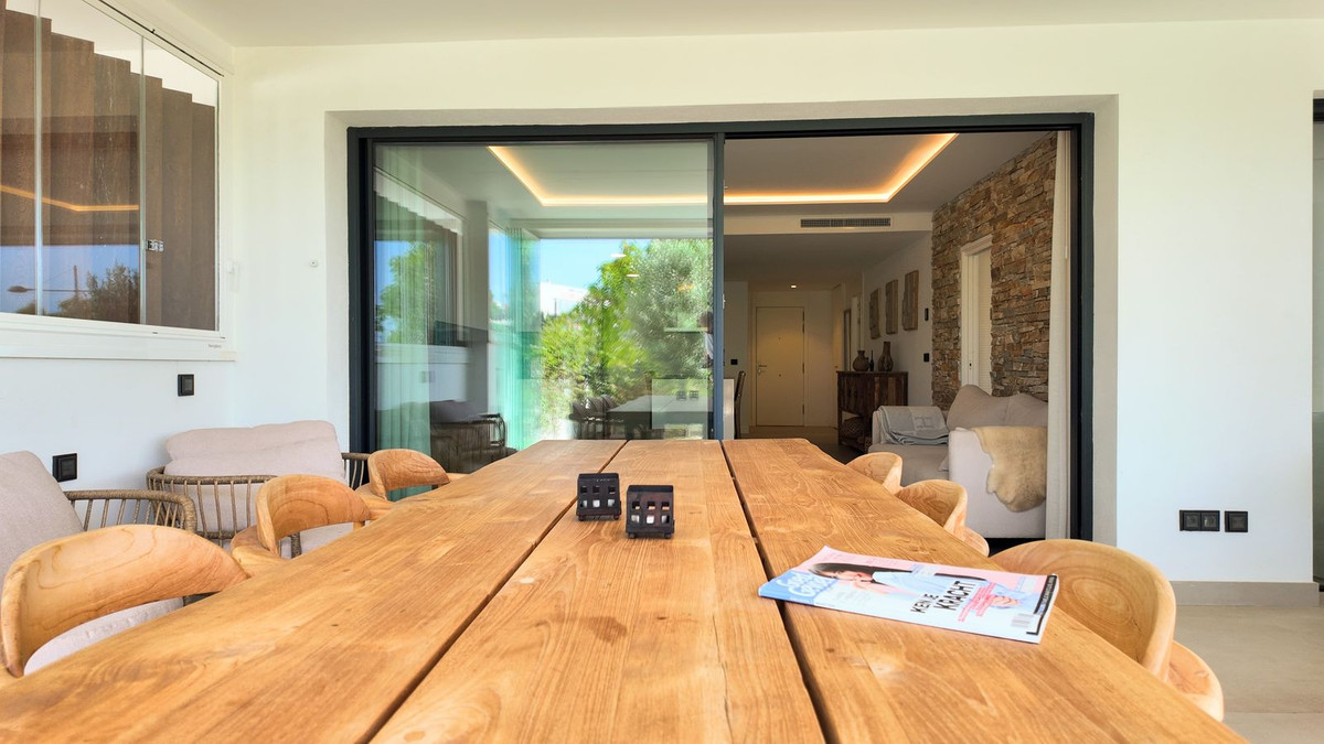 2 Bed Apartment for sale in Estepona Costa Del Sol, Málaga, Spain