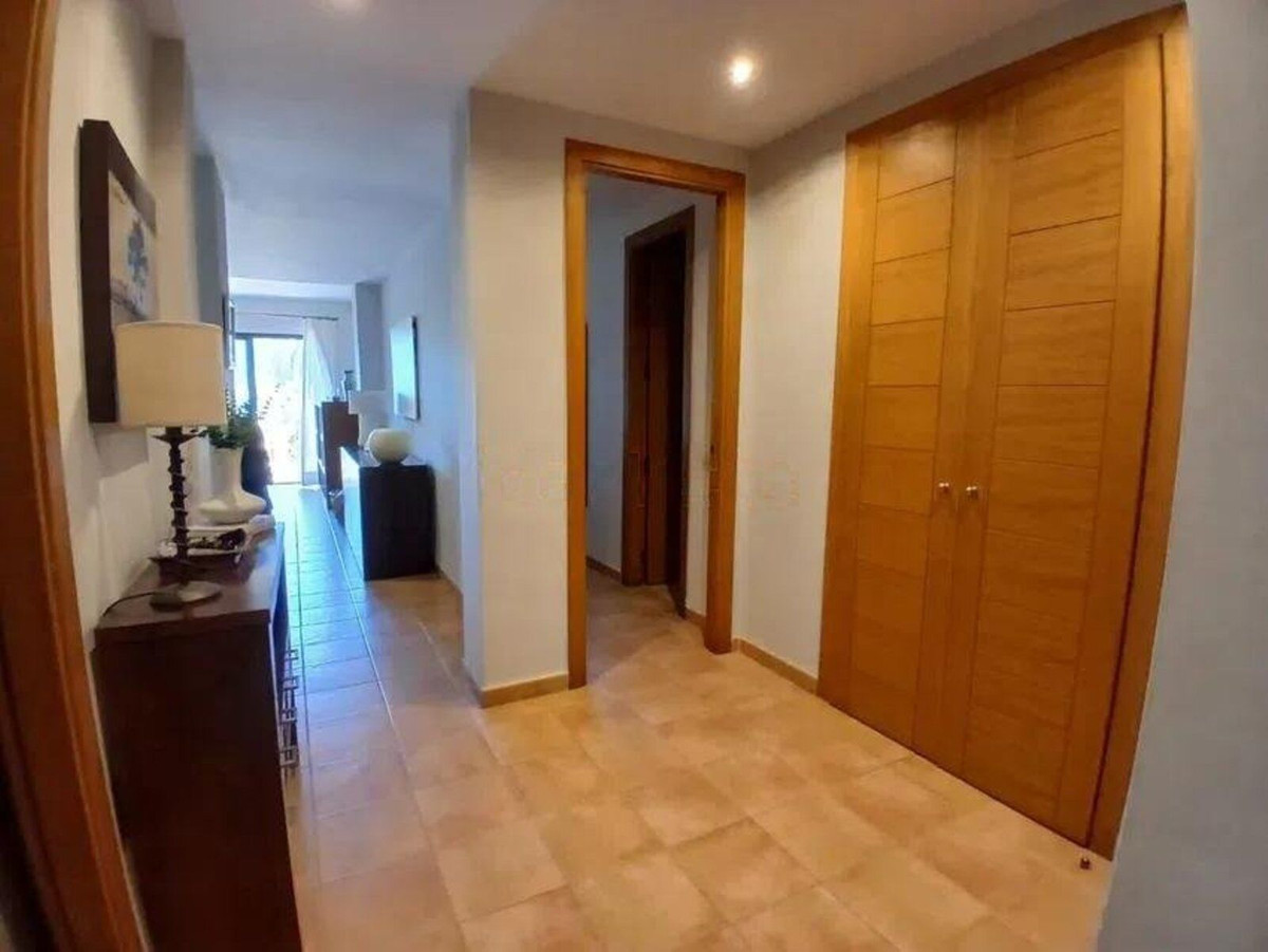 Se vende Apartamento Planta Media de 2 dormitorios en Costa Del Sol, Málaga, España