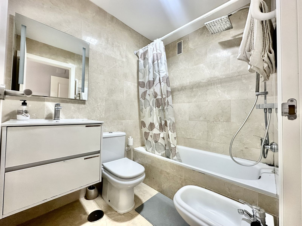 2 Bed Apartment for sale in Riviera Del Sol Costa Del Sol, Málaga, Spain
