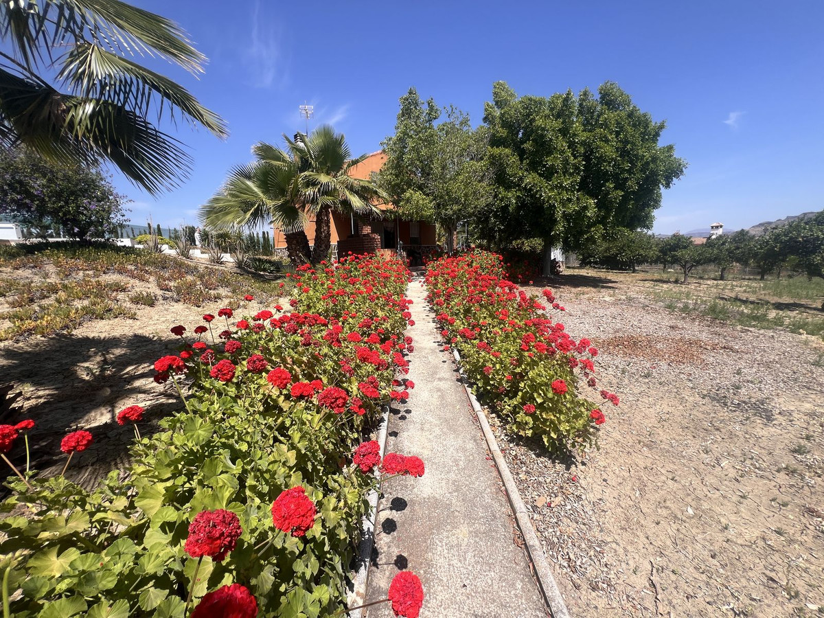 Se vende Finca - Cortijo de 2 dormitorios en Costa Del Sol, Málaga, España