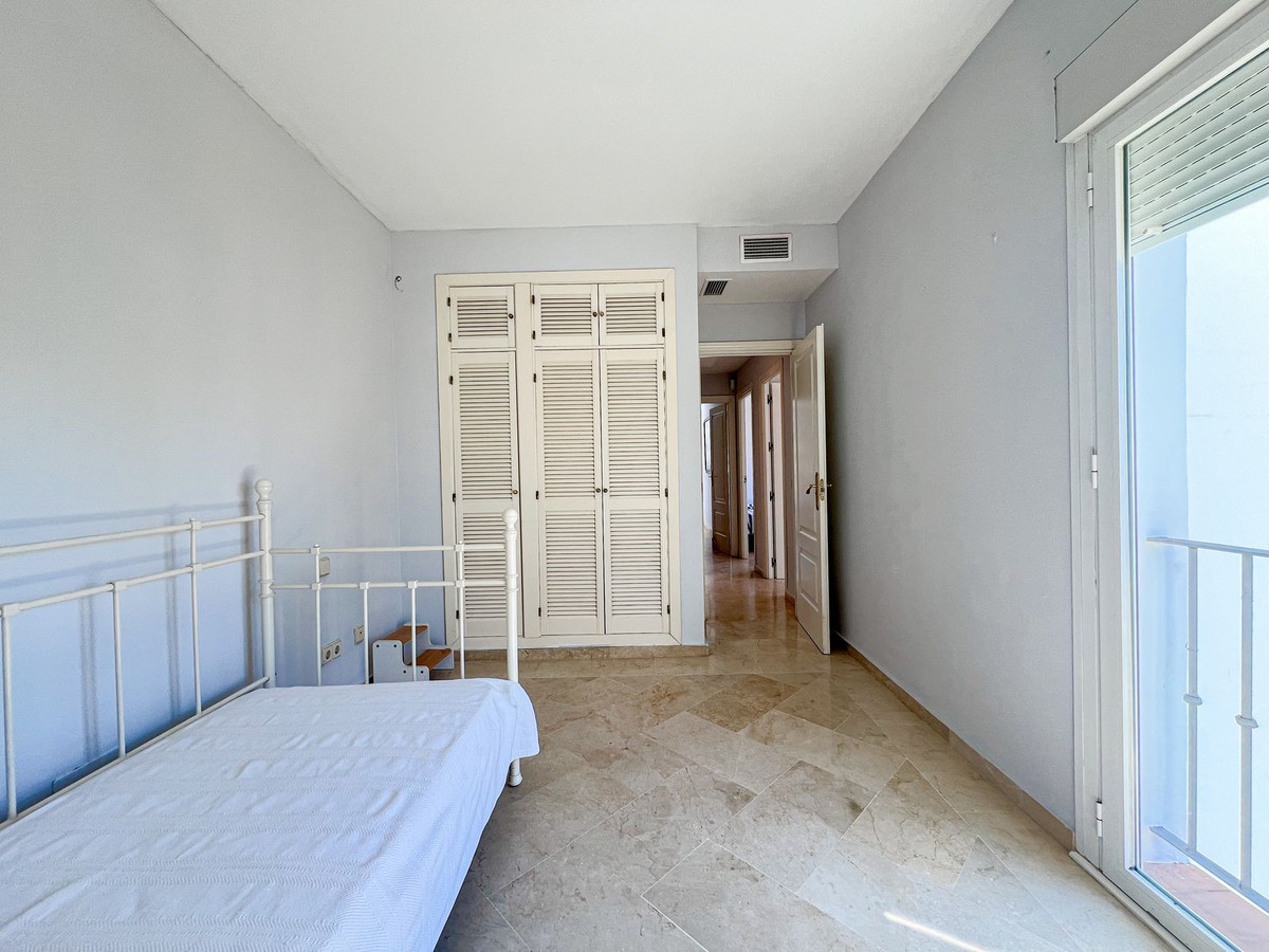 4 Bed Apartment for sale in Costalita Costa Del Sol, Málaga, Spain