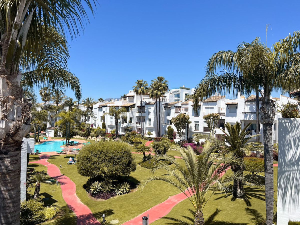 4 Bed Apartment for sale in Costalita Costa Del Sol, Málaga, Spain