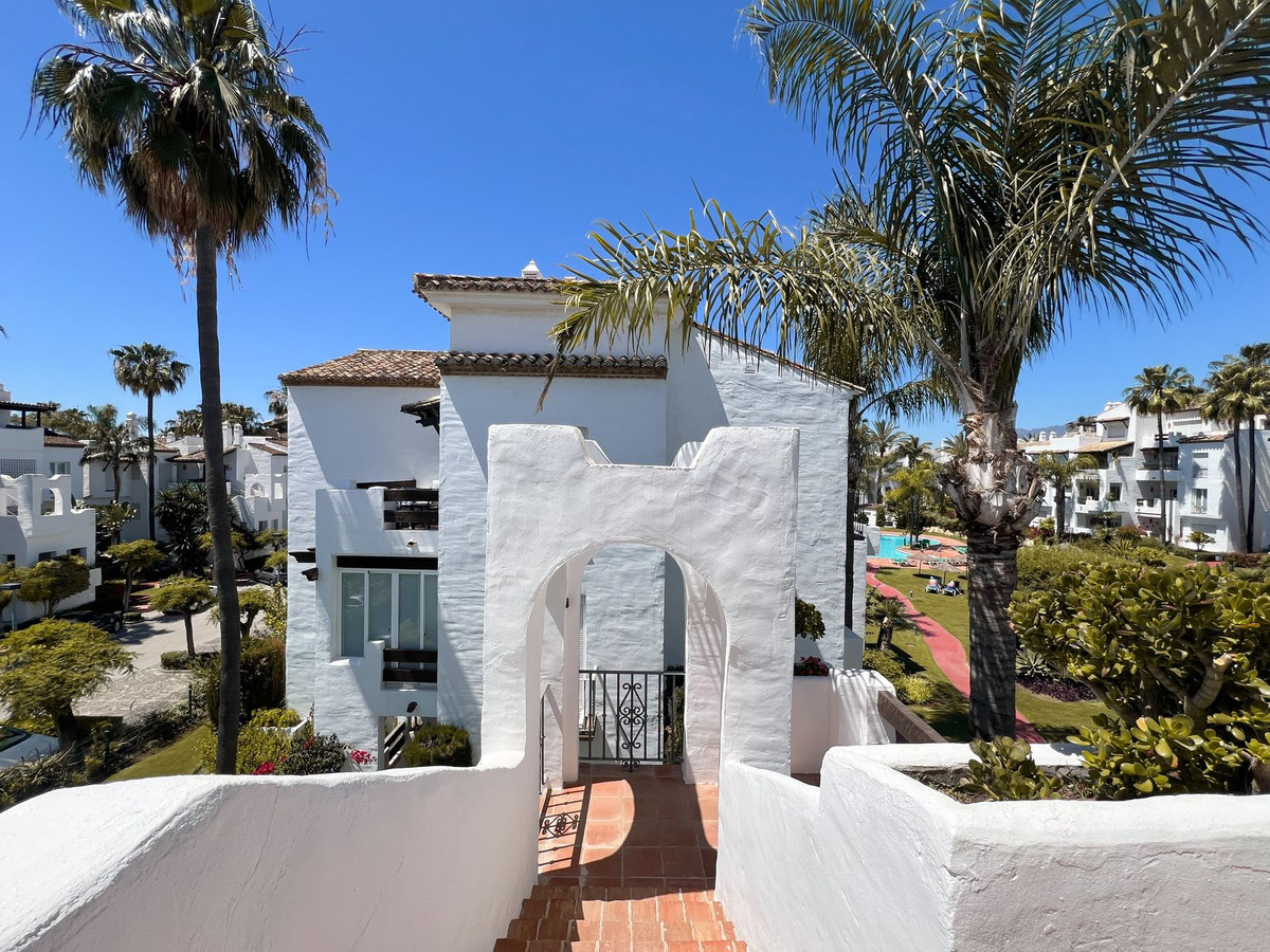 4 Bed Apartment for sale in Costalita Costa Del Sol, Málaga, Spain