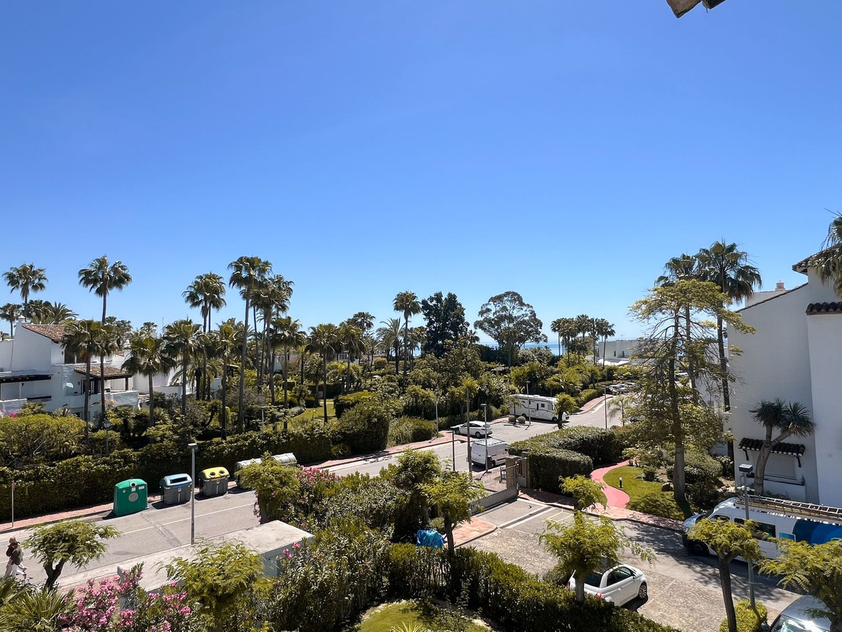 4 Bed Apartment for sale in Costalita Costa Del Sol, Málaga, Spain
