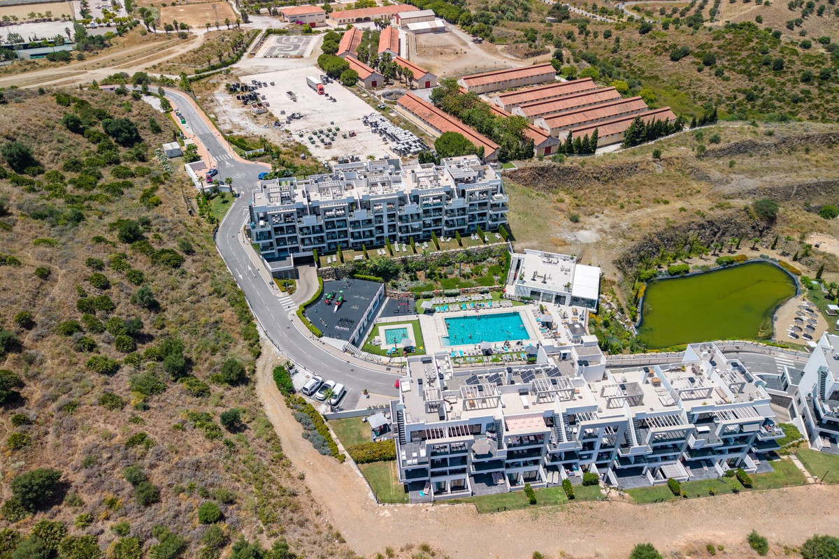 Se vende Apartamento Planta Media de 2 dormitorios en Costa Del Sol, Málaga, España