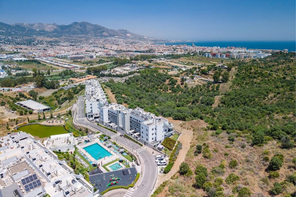 Se vende Apartamento Planta Media de 2 dormitorios en Costa Del Sol, Málaga, España