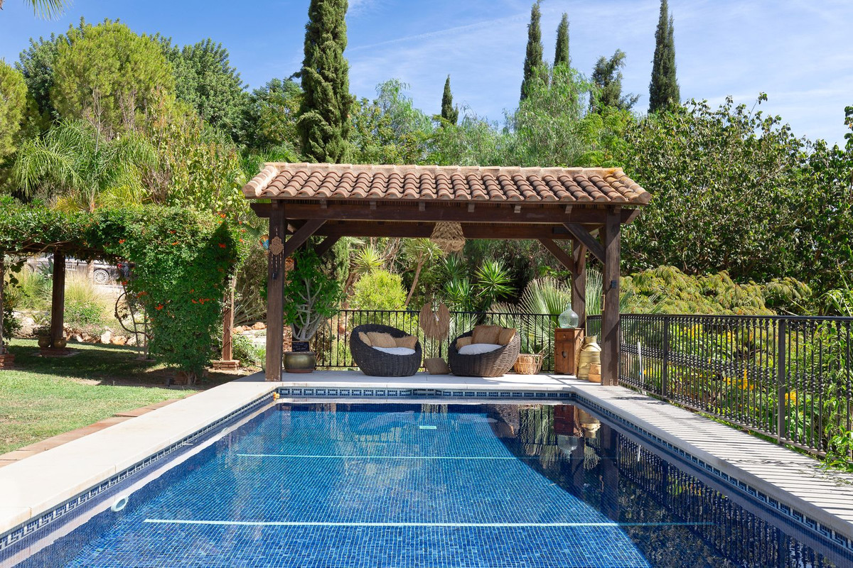 5 Bed Townhouse for sale in Alhaurín De La Torre Costa Del Sol, Málaga, Spain