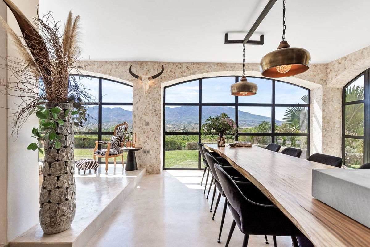 5 Bed Townhouse for sale in Alhaurín De La Torre Costa Del Sol, Málaga, Spain