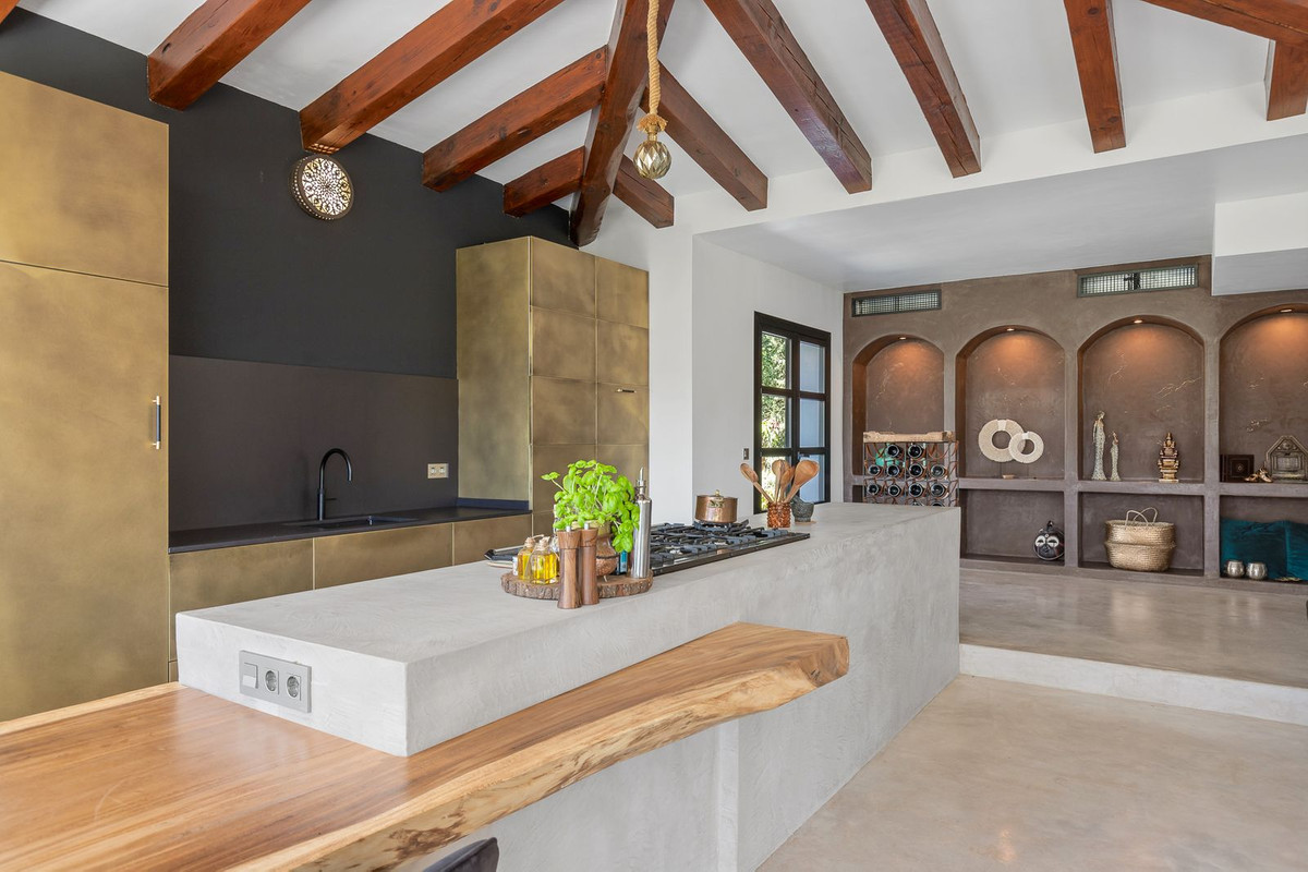 5 Bed Townhouse for sale in Alhaurín De La Torre Costa Del Sol, Málaga, Spain