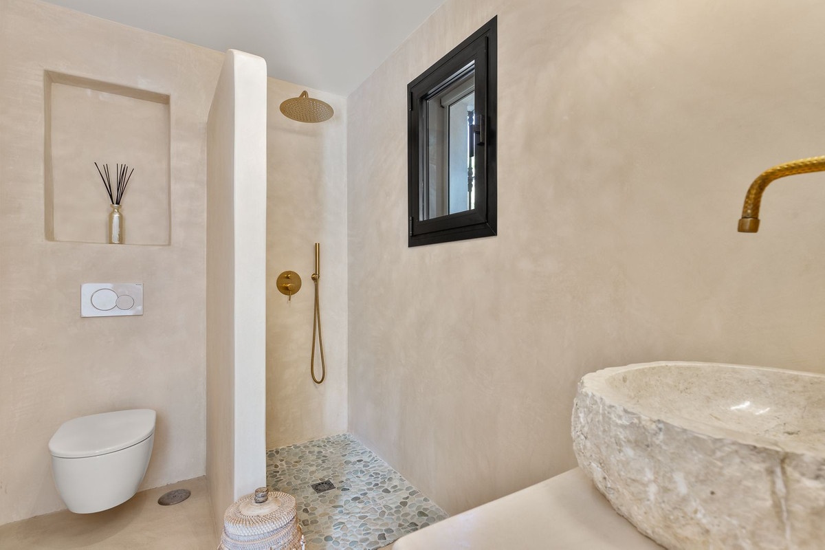 5 Bed Townhouse for sale in Alhaurín De La Torre Costa Del Sol, Málaga, Spain