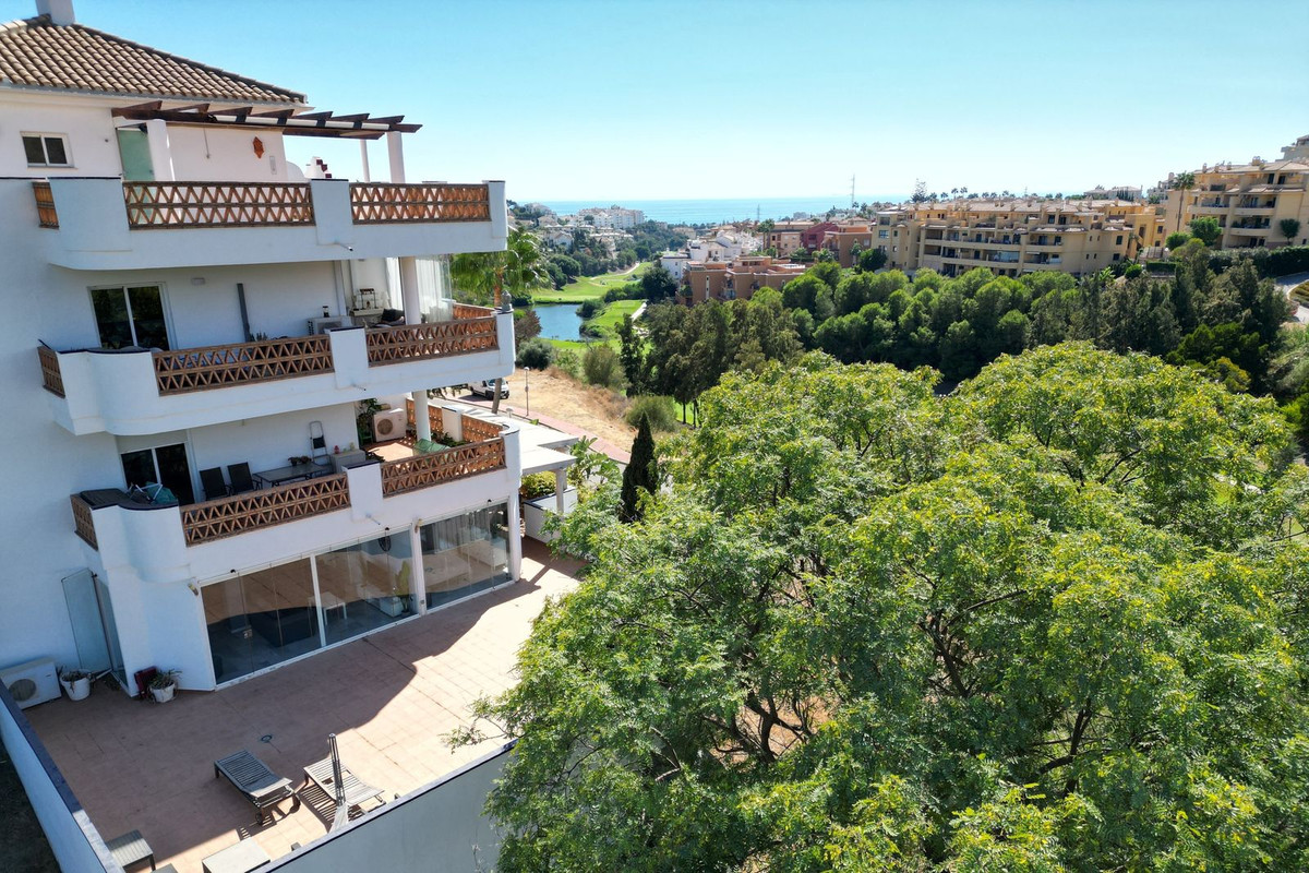 2 Bed Apartment for sale in Riviera Del Sol Costa Del Sol, Málaga, Spain