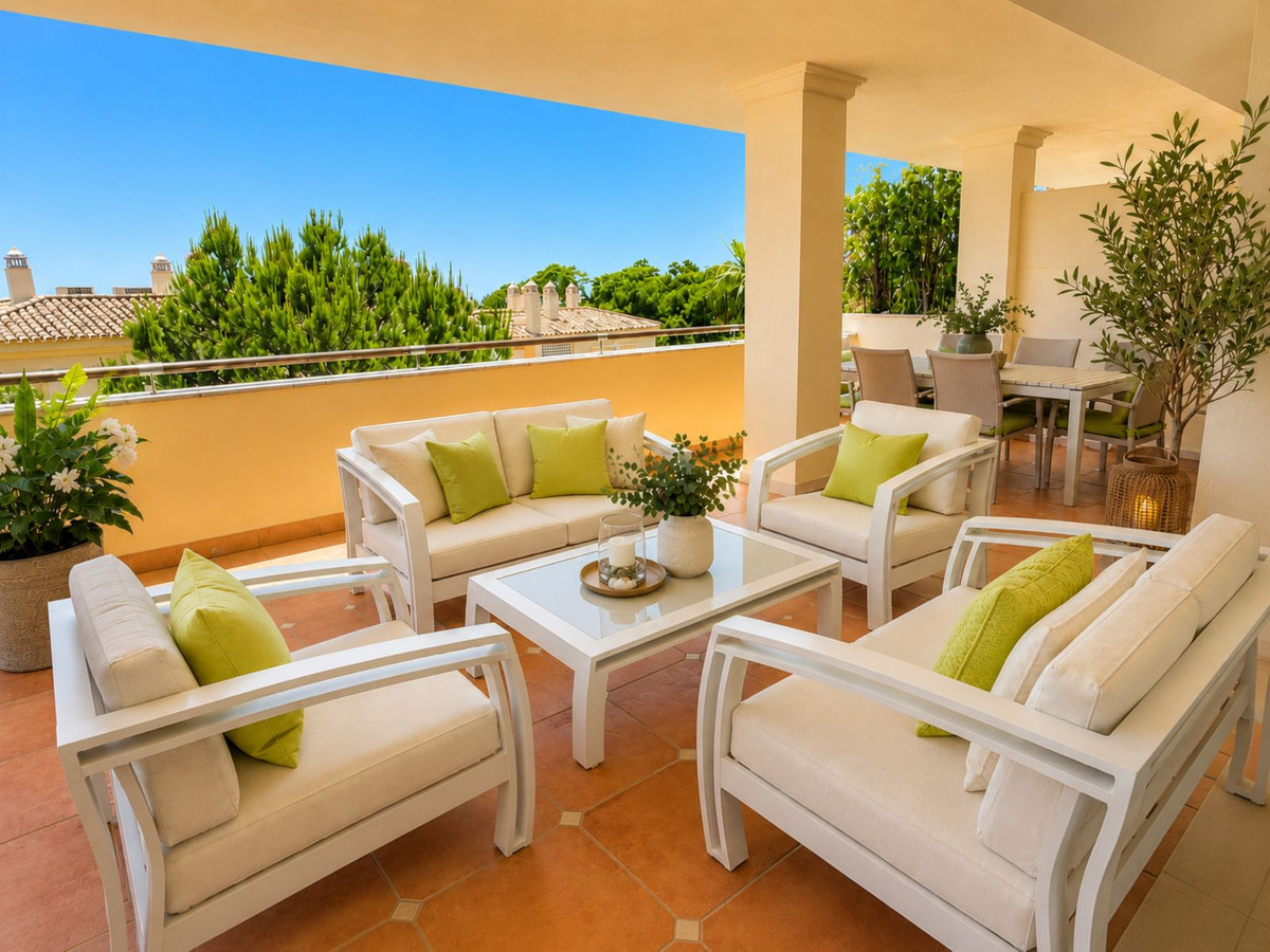 Se vende Apartamento Planta Media de 3 dormitorios en Costa Del Sol, Málaga, España