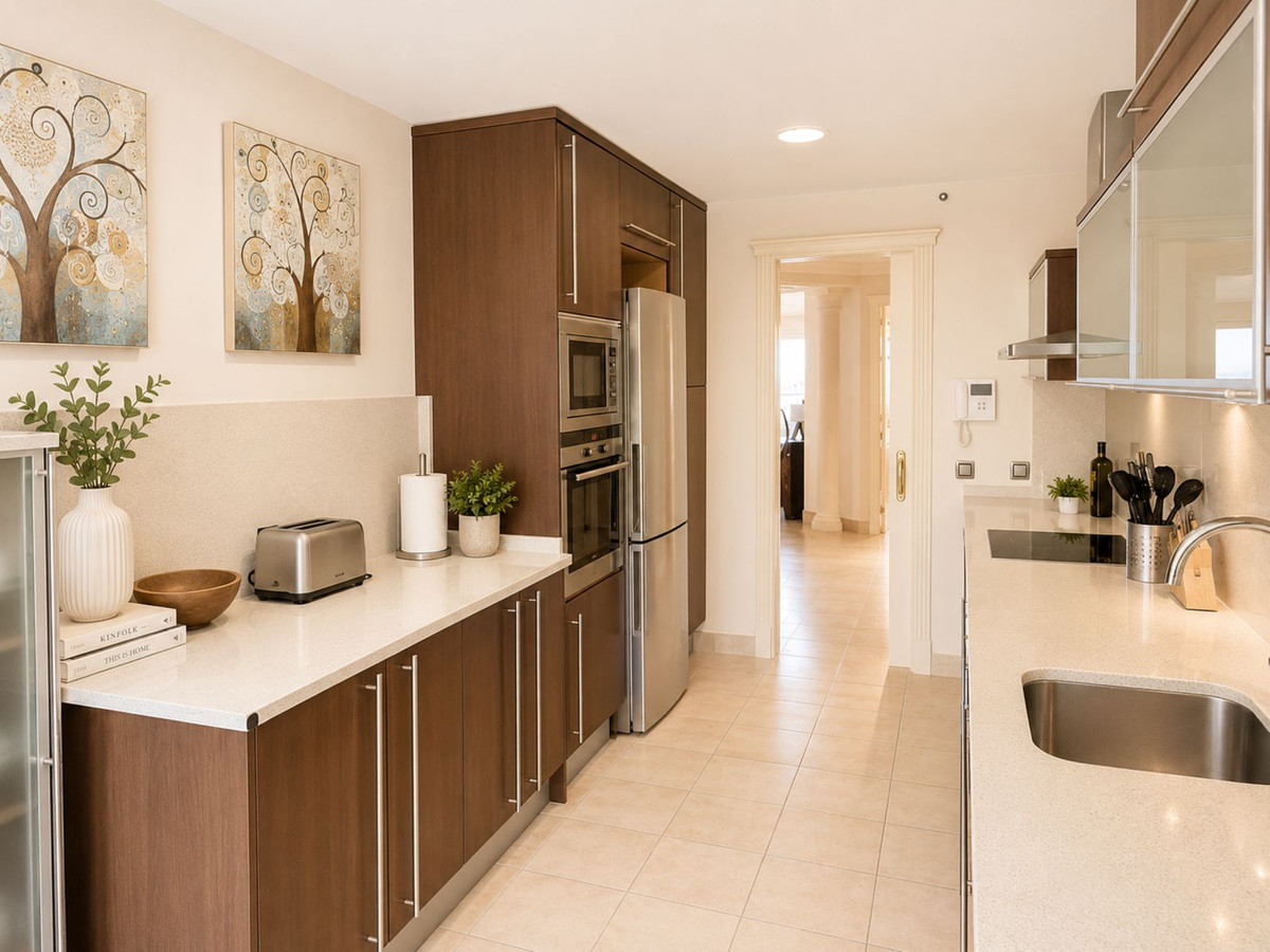 Se vende Apartamento Planta Media de 3 dormitorios en Costa Del Sol, Málaga, España
