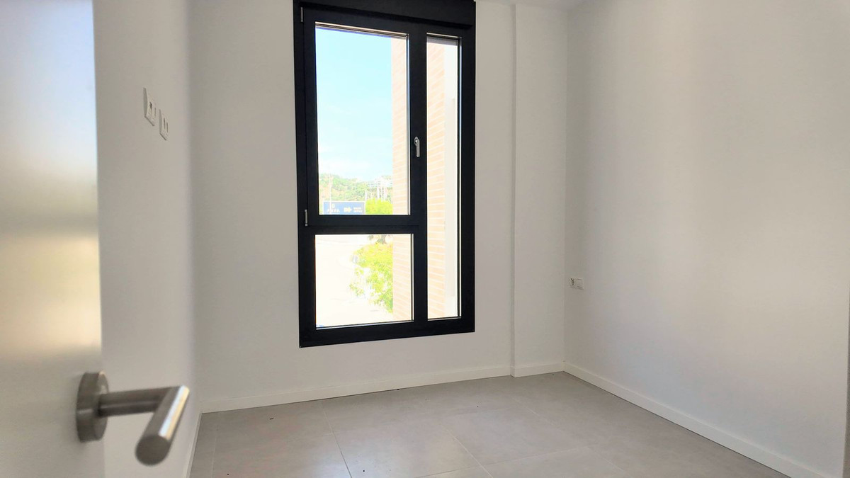 2 Bed Apartment for sale in Estepona Costa Del Sol, Málaga, Spain