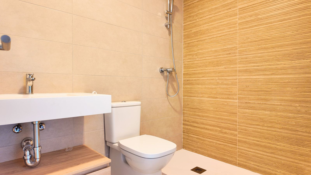 2 Bed Apartment for sale in Estepona Costa Del Sol, Málaga, Spain
