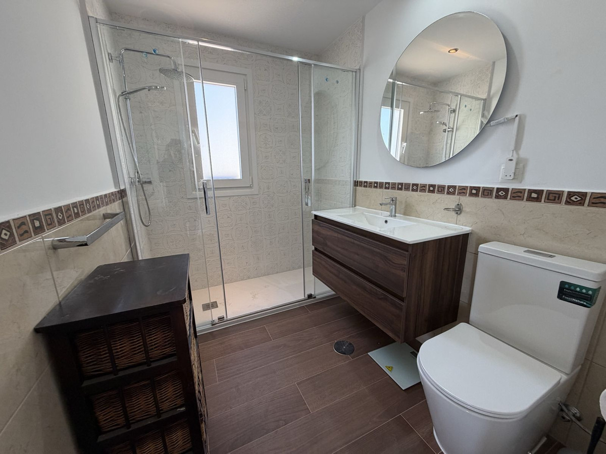 Se vende Apartamento en Planta Última de 1 dormitorios en Costa Del Sol, Málaga, España