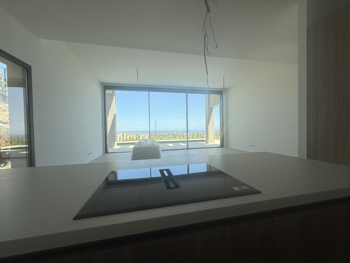 3 Bed Townhouse for sale in Benahavís Costa Del Sol, Málaga, Spain
