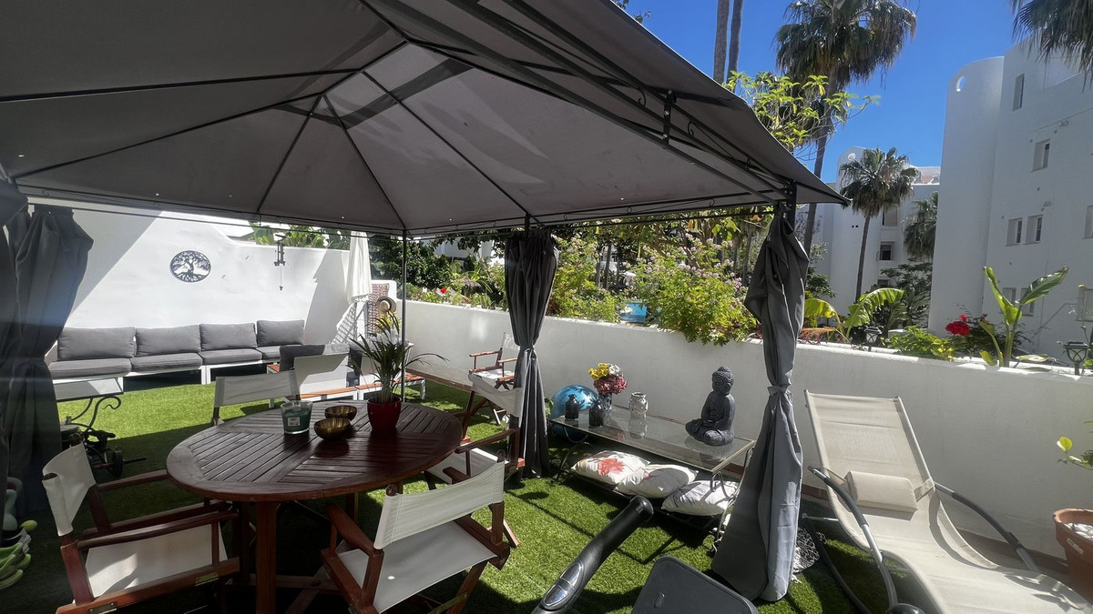 Se vende Apartamento Planta Baja de 2 dormitorios en Costa Del Sol, Málaga, España