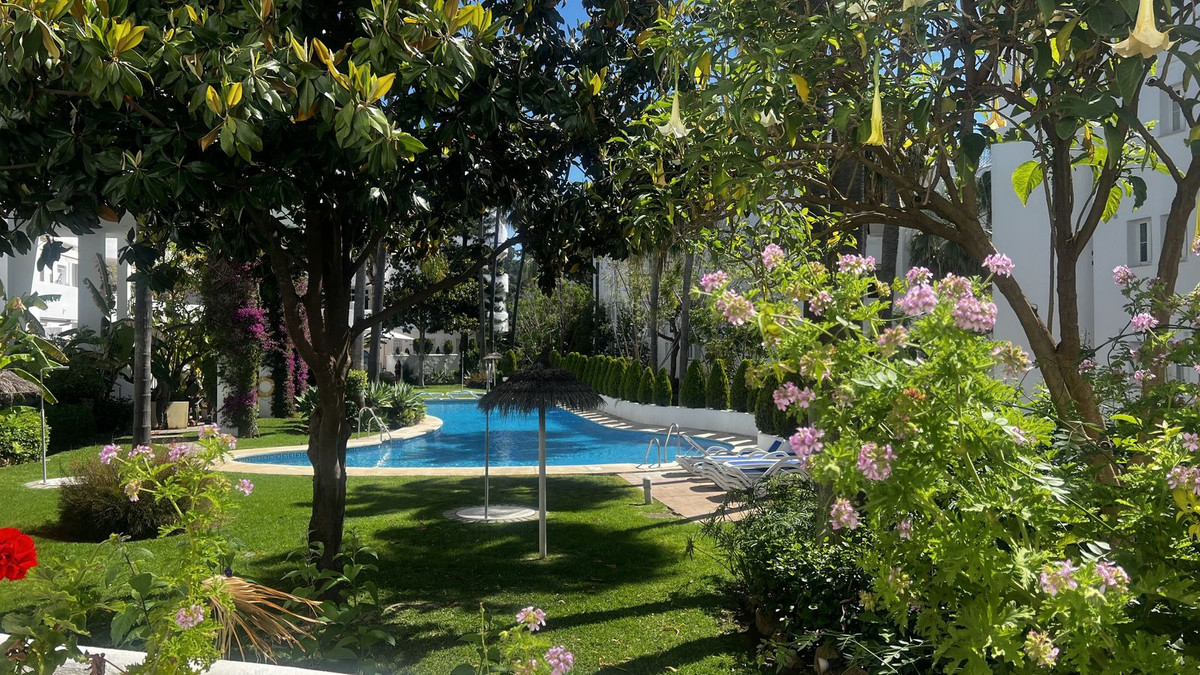 Se vende Apartamento Planta Baja de 2 dormitorios en Costa Del Sol, Málaga, España