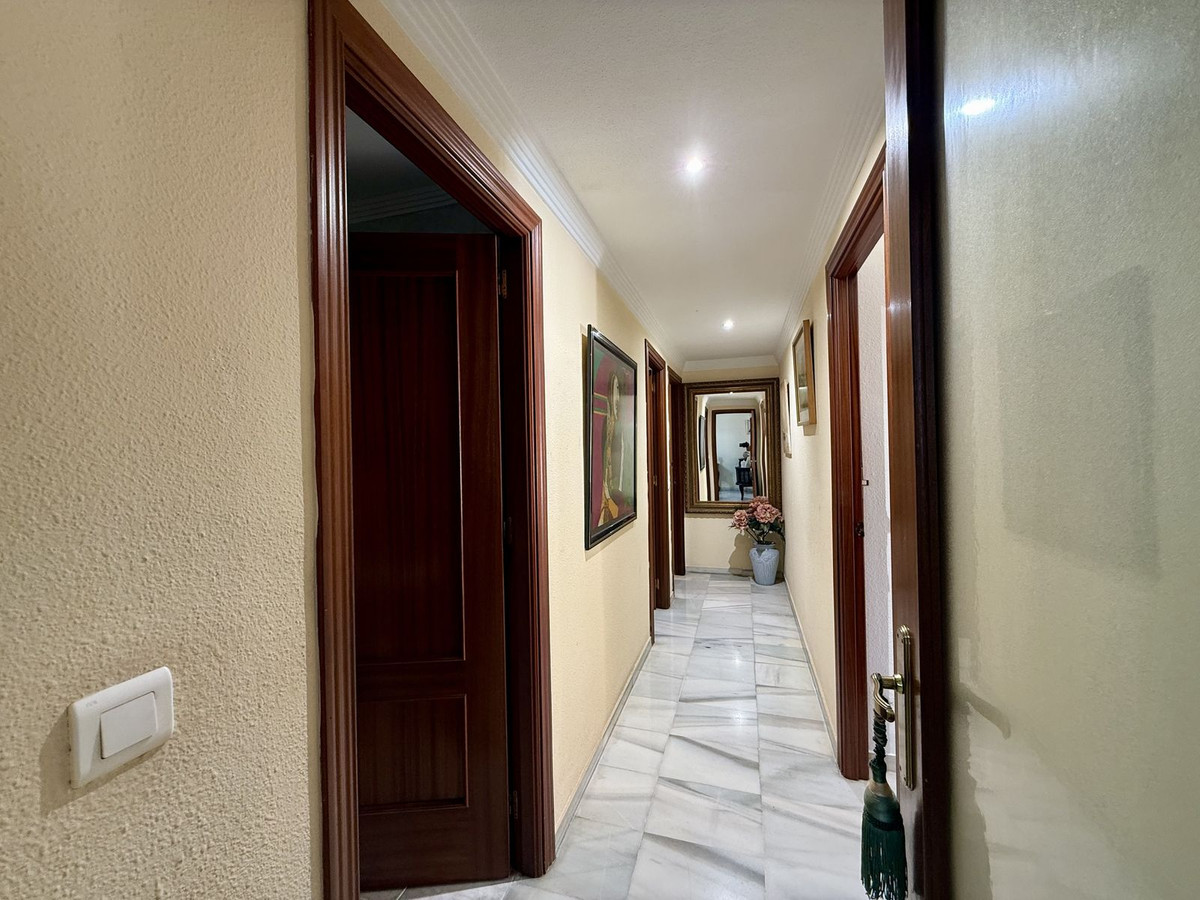 Se vende Apartamento Planta Baja de 3 dormitorios en Costa Del Sol, Málaga, España