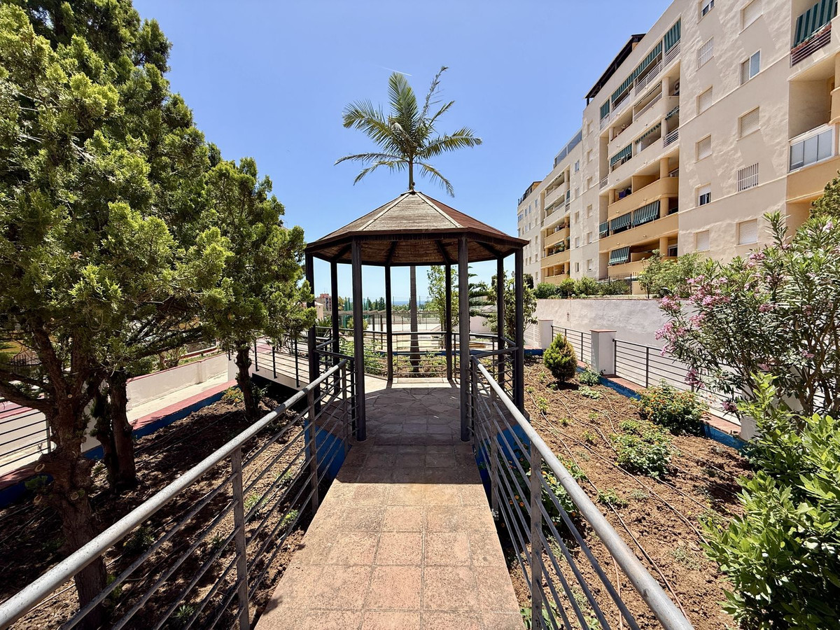 Se vende Apartamento Planta Baja de 3 dormitorios en Costa Del Sol, Málaga, España