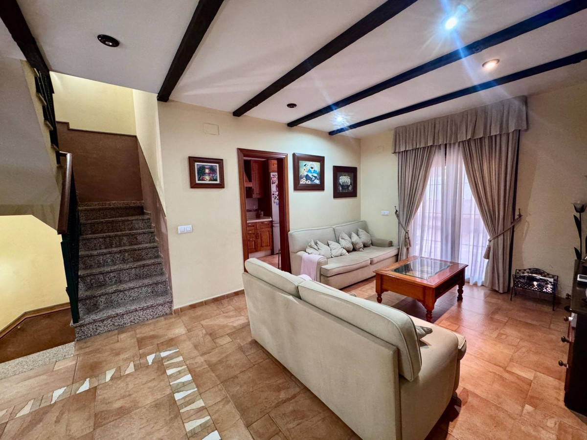 Se vende Pareada de 4 dormitorios en Costa Del Sol, Málaga, España