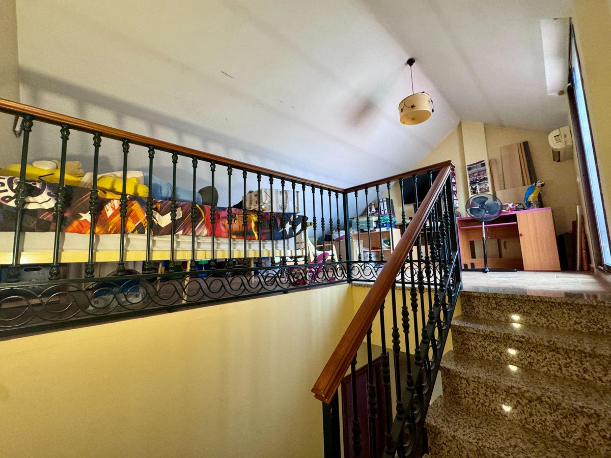 Se vende Pareada de 4 dormitorios en Costa Del Sol, Málaga, España