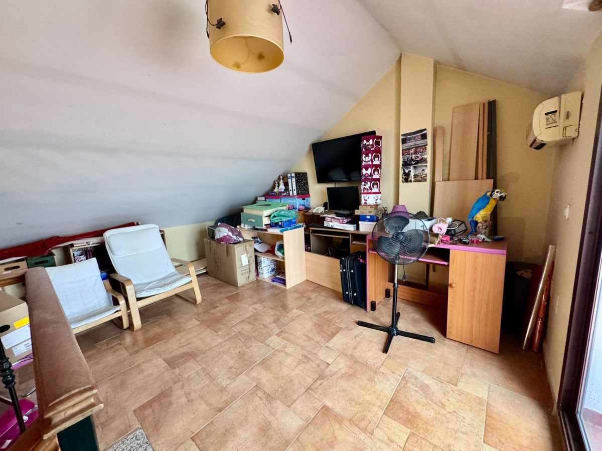 Se vende Pareada de 4 dormitorios en Costa Del Sol, Málaga, España