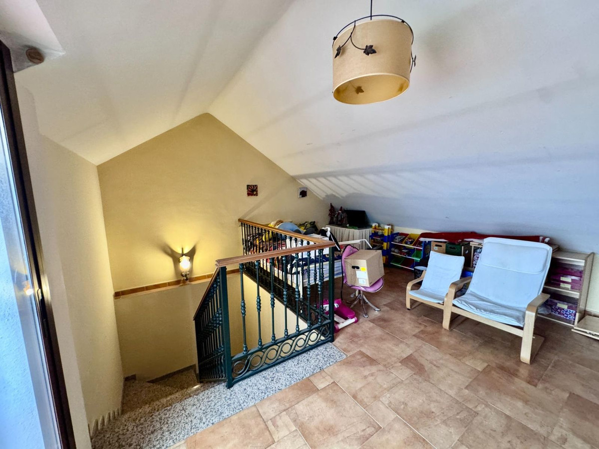 Se vende Pareada de 4 dormitorios en Costa Del Sol, Málaga, España