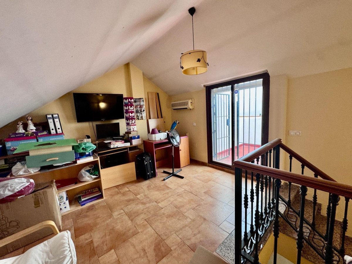 Se vende Pareada de 4 dormitorios en Costa Del Sol, Málaga, España