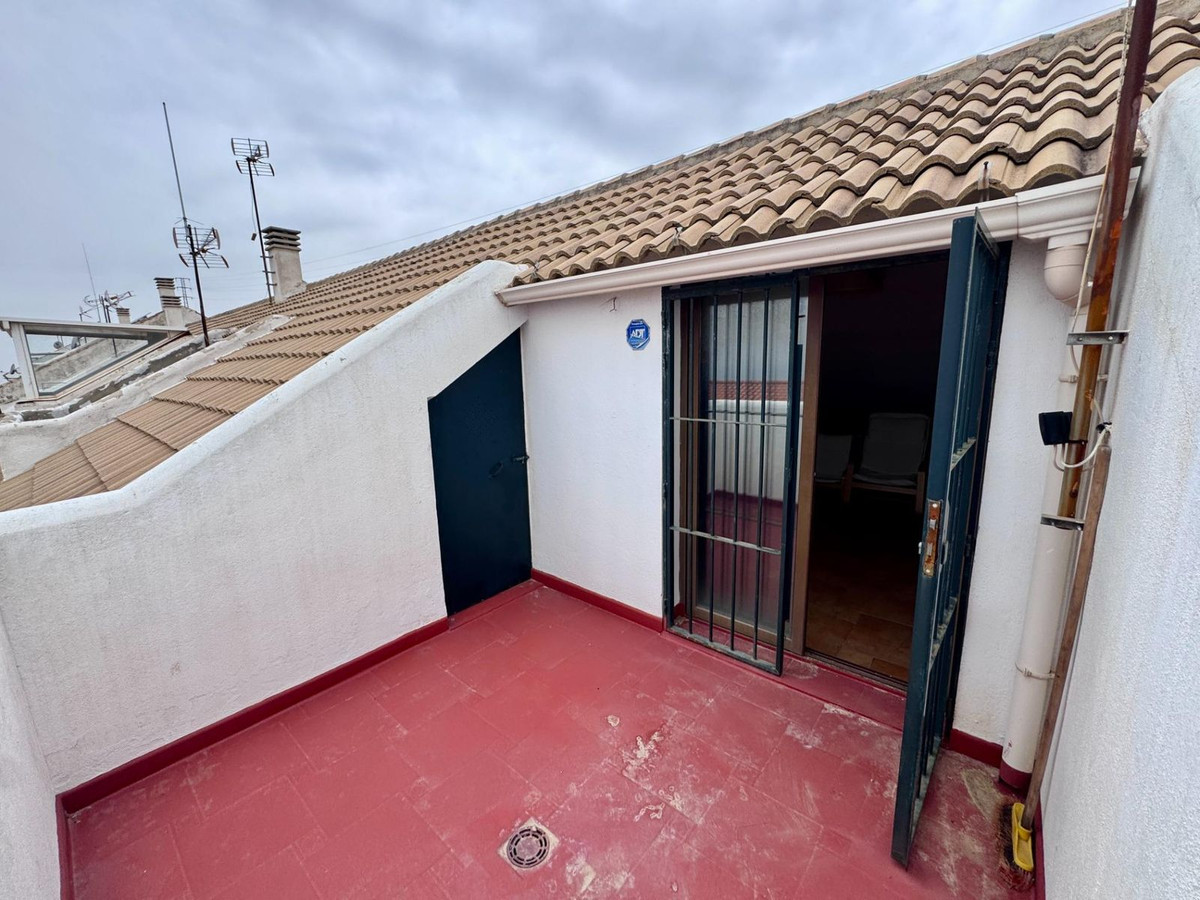 Se vende Pareada de 4 dormitorios en Costa Del Sol, Málaga, España