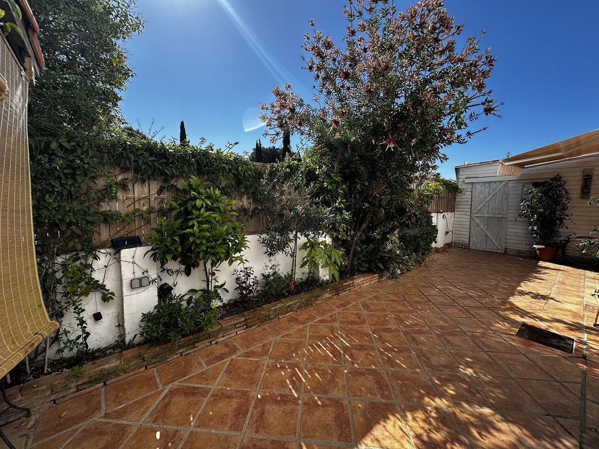 3 Bed Townhouse for sale in Nagüeles Costa Del Sol, Málaga, Spain