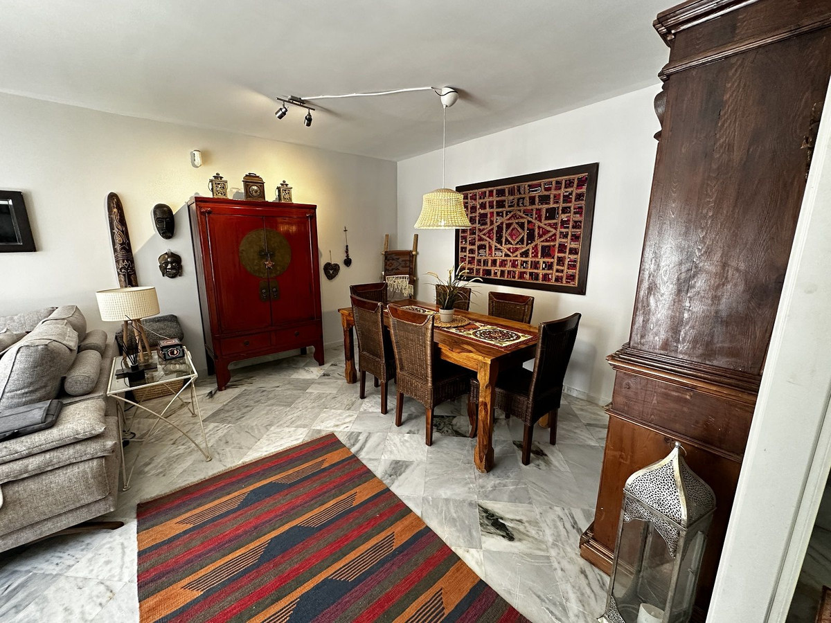 3 Bed Townhouse for sale in Nagüeles Costa Del Sol, Málaga, Spain