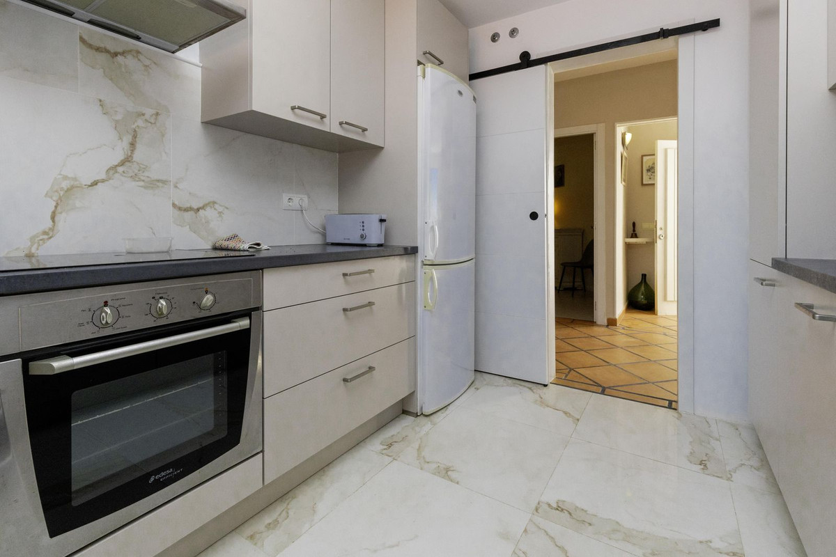 Se vende Villa - Chalet de 3 dormitorios en Costa Del Sol, Málaga, España