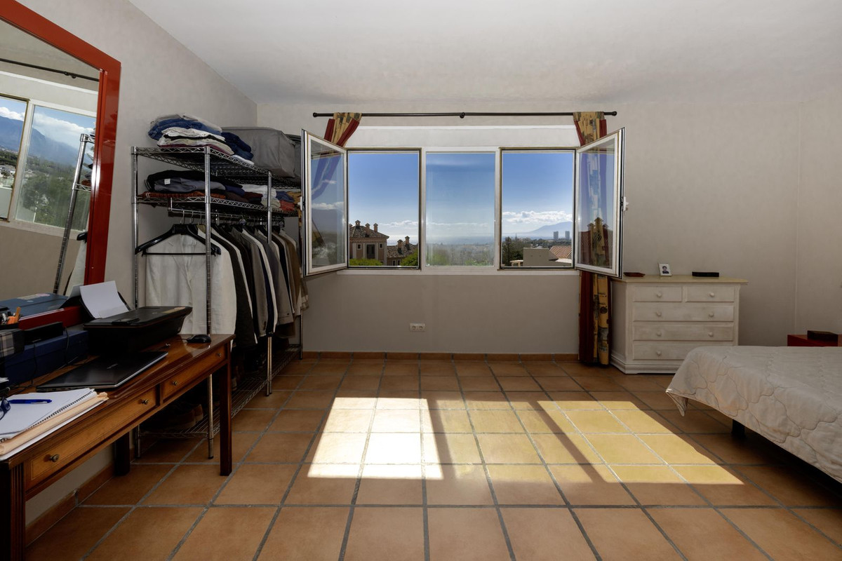 Se vende Villa - Chalet de 3 dormitorios en Costa Del Sol, Málaga, España
