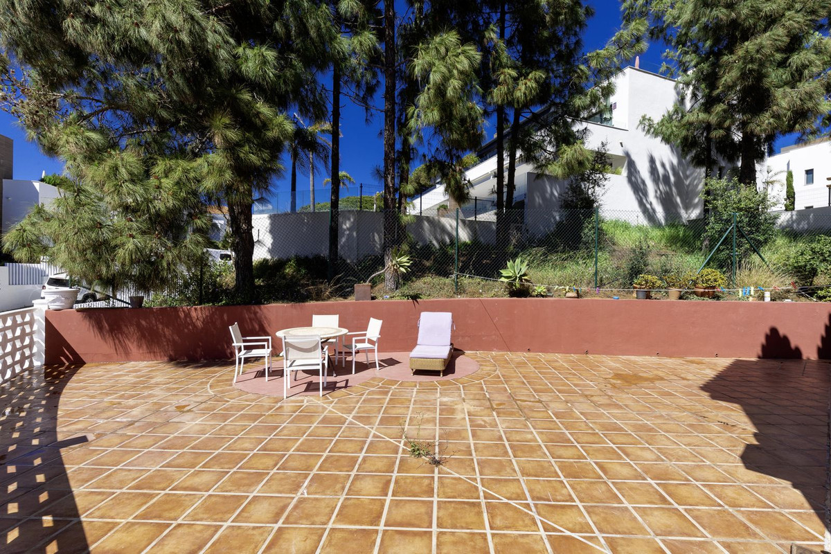 Se vende Villa - Chalet de 3 dormitorios en Costa Del Sol, Málaga, España