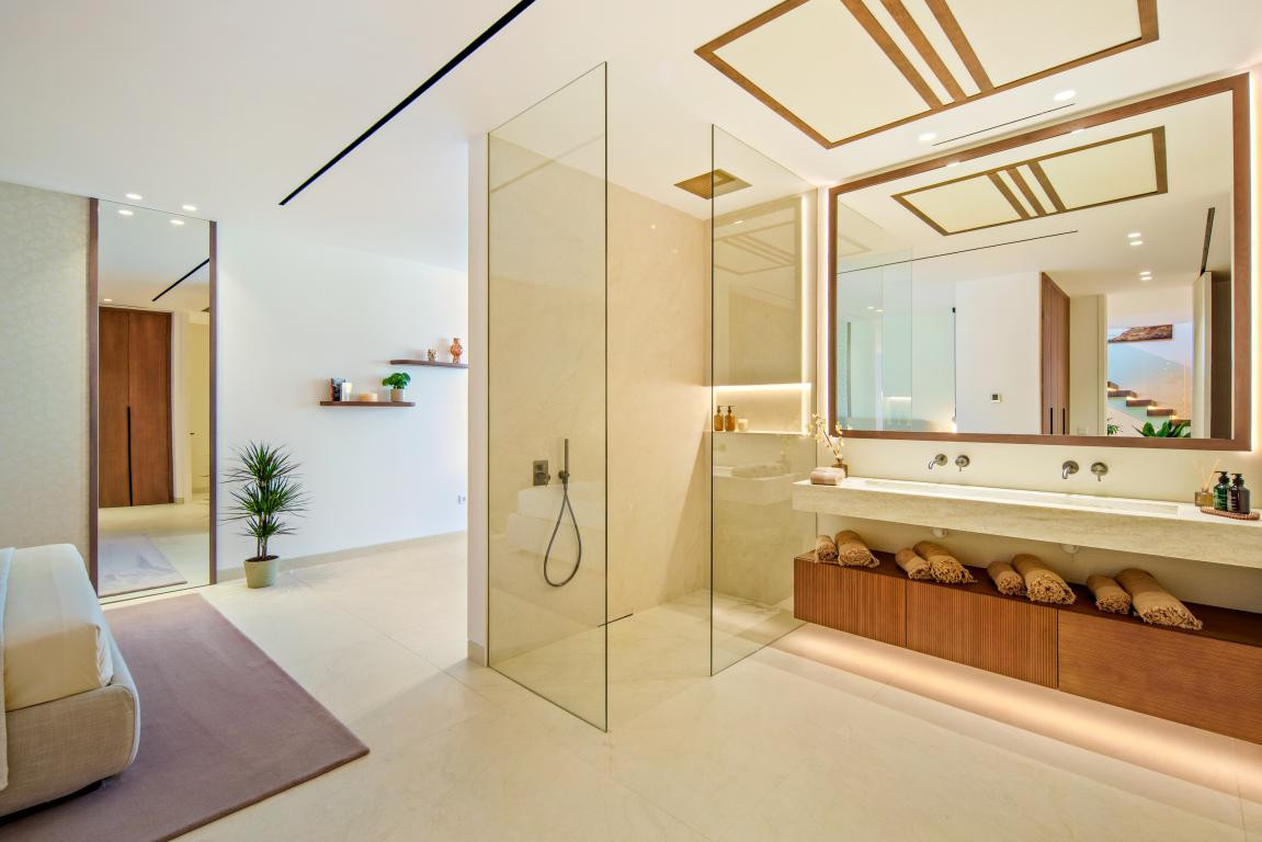 Se vende Villa - Chalet de 5 dormitorios en Costa Del Sol, Málaga, España
