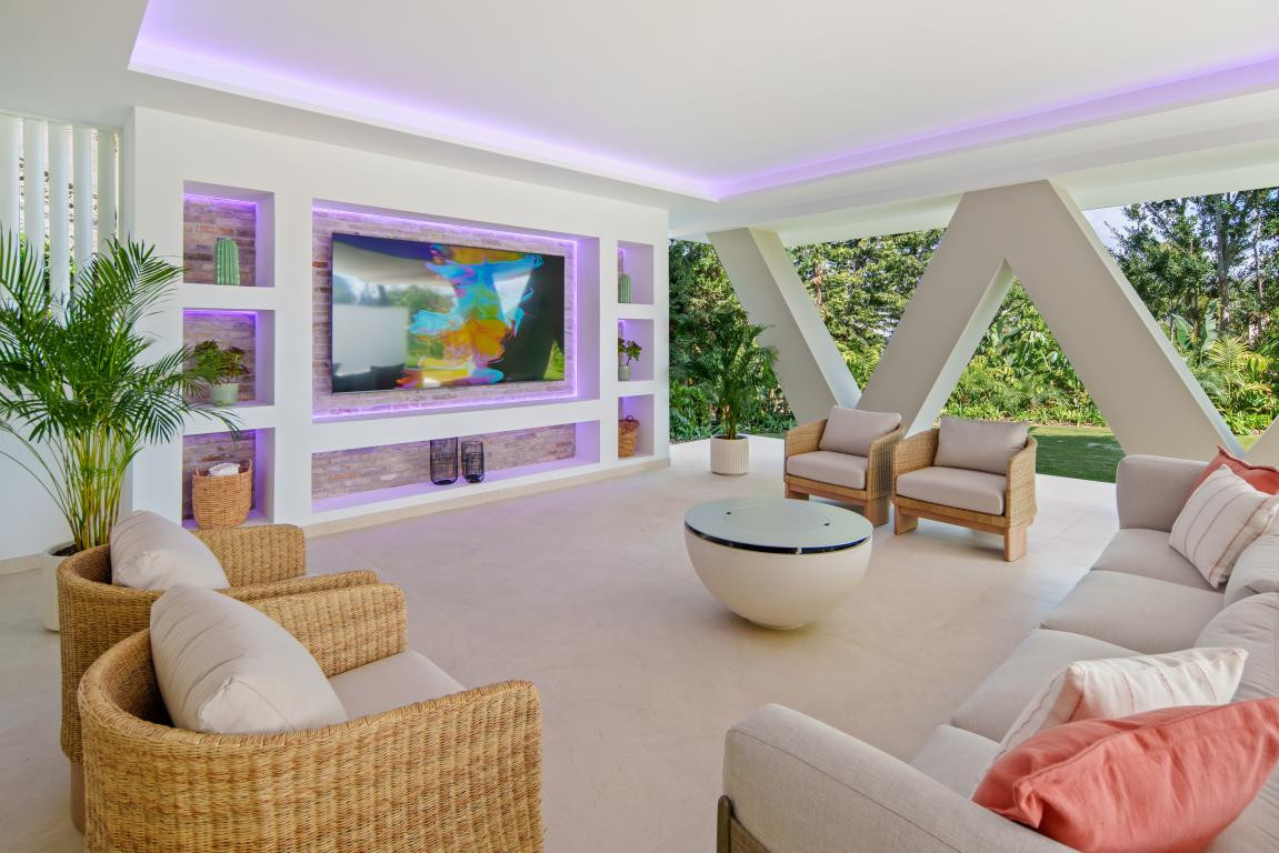 Se vende Villa - Chalet de 5 dormitorios en Costa Del Sol, Málaga, España