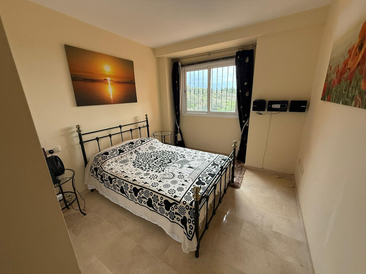 Se vende Apartamento Planta Media de 2 dormitorios en Costa Del Sol, Málaga, España