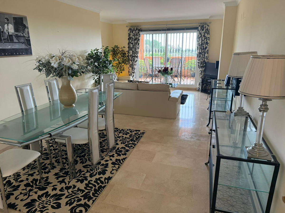 Se vende Apartamento Planta Media de 2 dormitorios en Costa Del Sol, Málaga, España