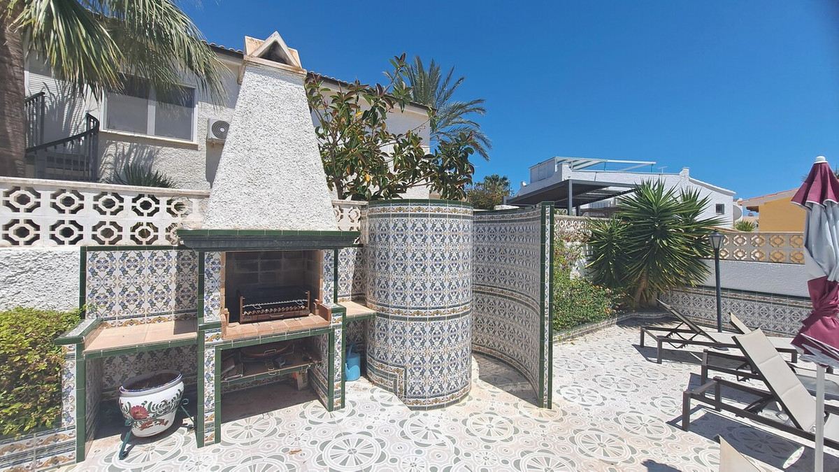 3 Bed Townhouse for sale in Blue Lagoon Costa Blanca, Alicante, Spain