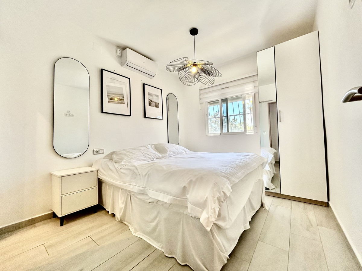 Se vende Villa - Chalet de 2 dormitorios en Costa Blanca, Alicante, España