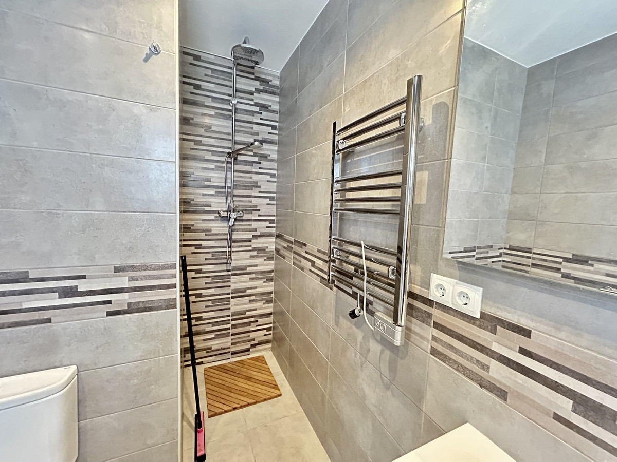 Se vende Villa - Chalet de 2 dormitorios en Costa Blanca, Alicante, España
