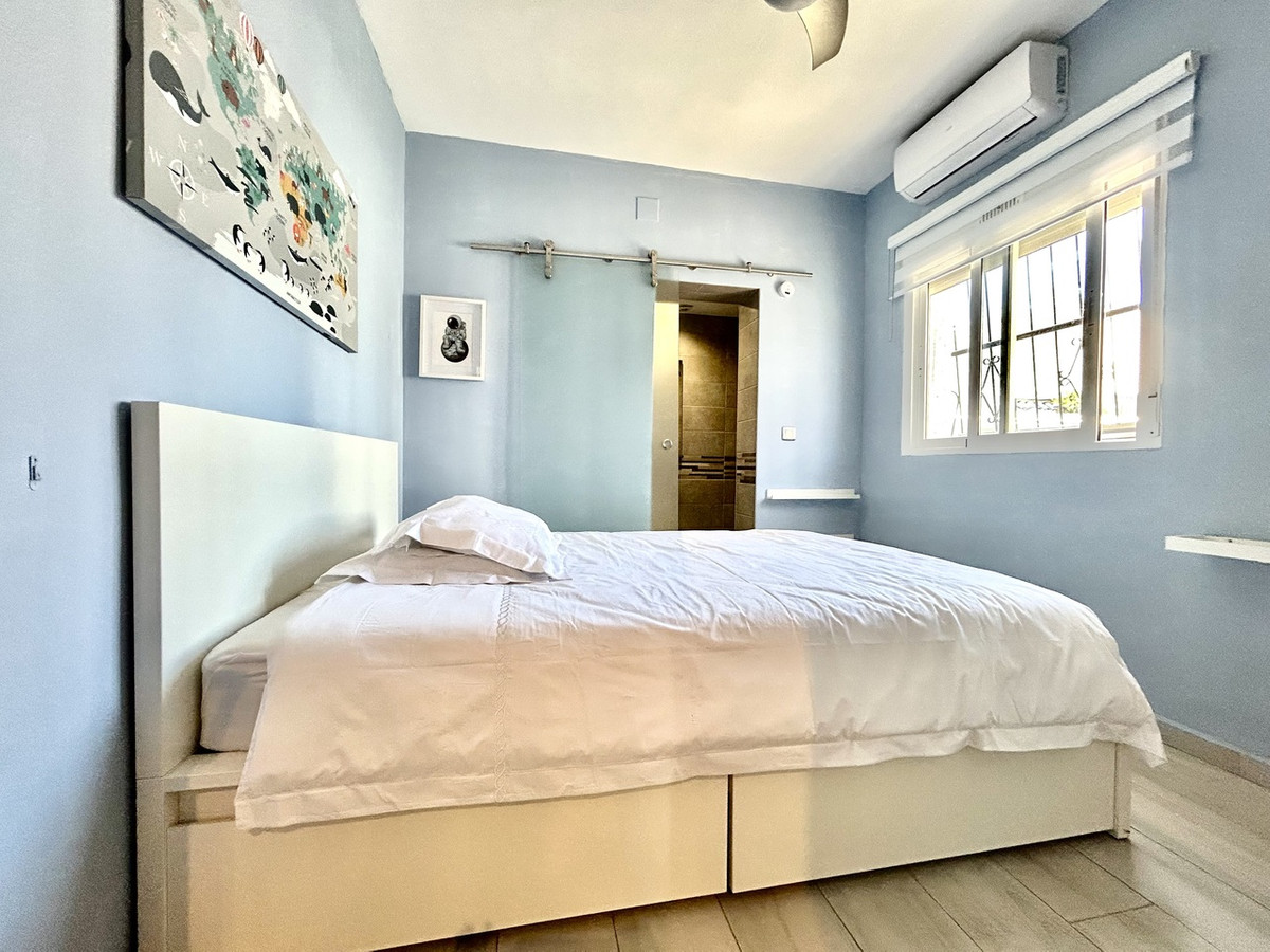 Se vende Villa - Chalet de 2 dormitorios en Costa Blanca, Alicante, España