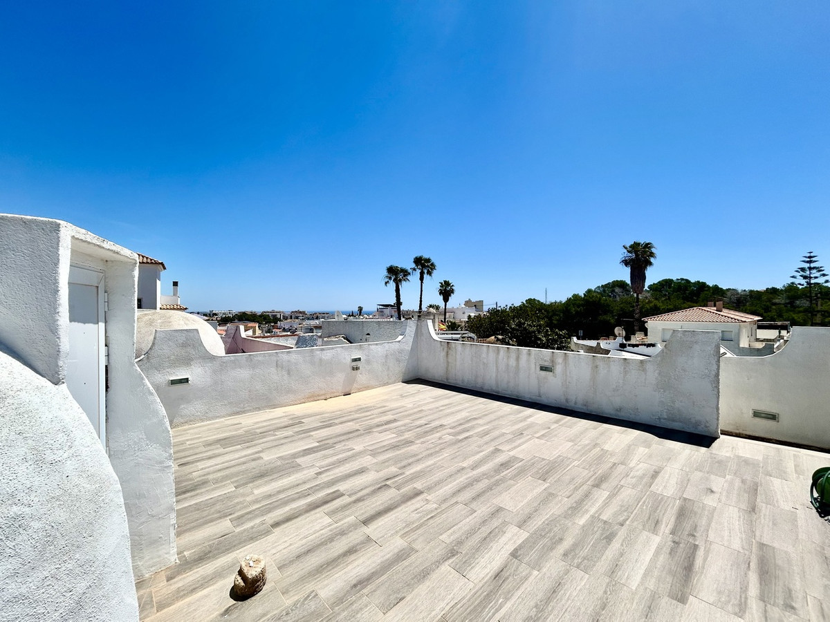 Se vende Villa - Chalet de 2 dormitorios en Costa Blanca, Alicante, España